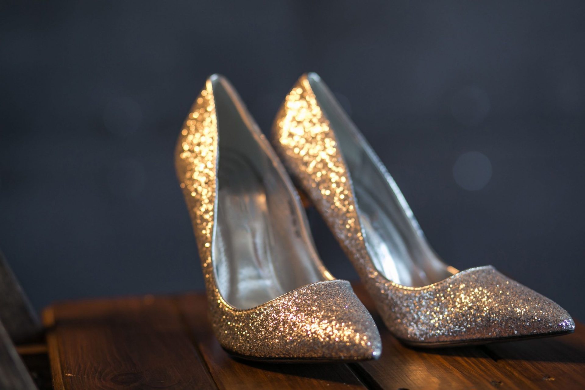 Women heeled shoes